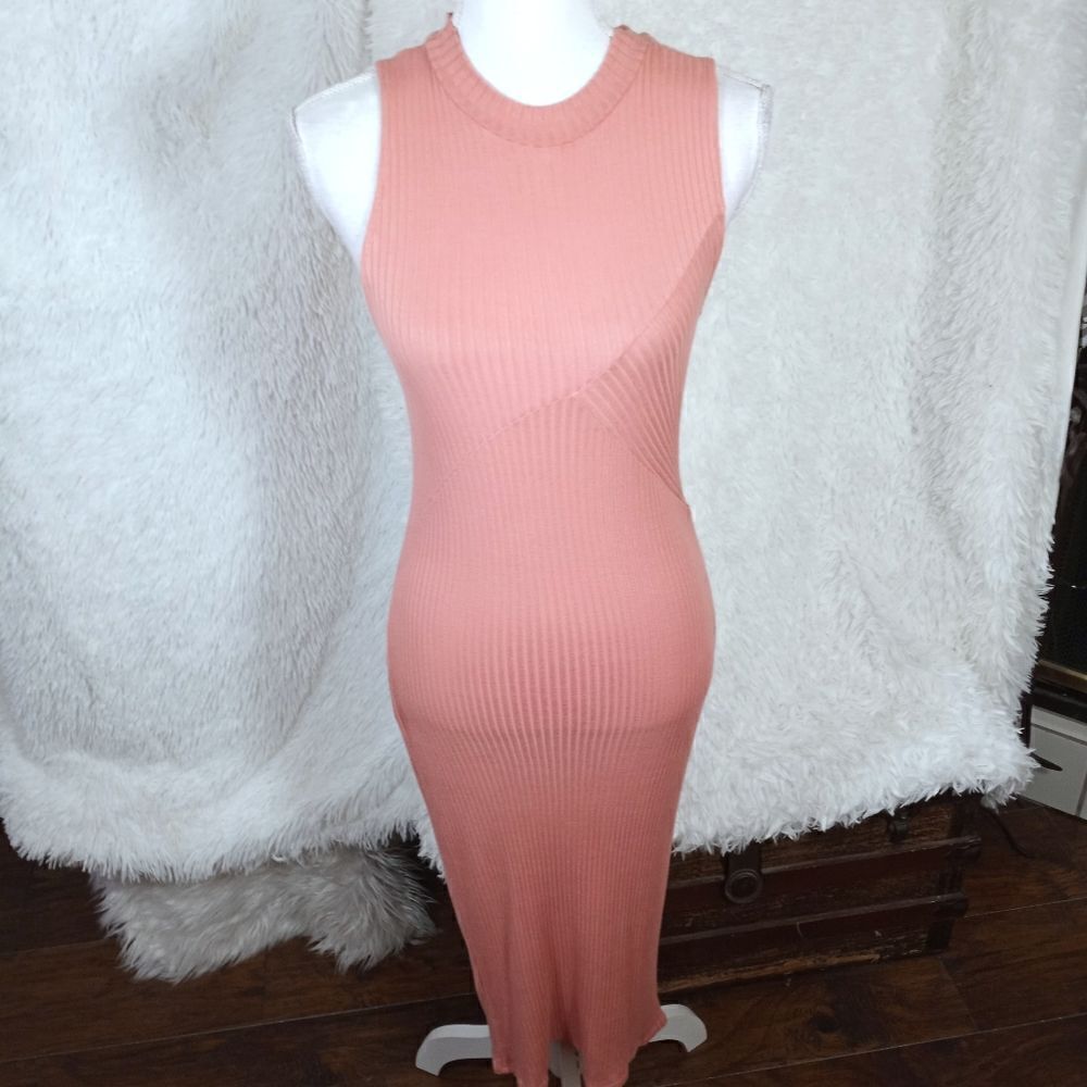 IRIS RIBBED BODYCON MIDI DRESS SZ.L EUC - Picture 2 of 9